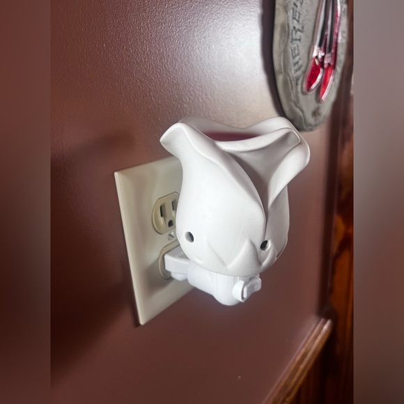 Scentsy, Tea Rose mini Warmer⭐️ - Picture 4 of 15